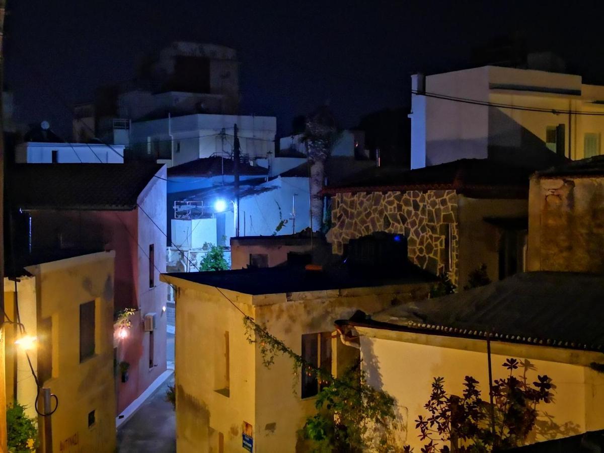 شقة Quattro Domus 4-Historical Townhouse كاندية المظهر الخارجي الصورة
