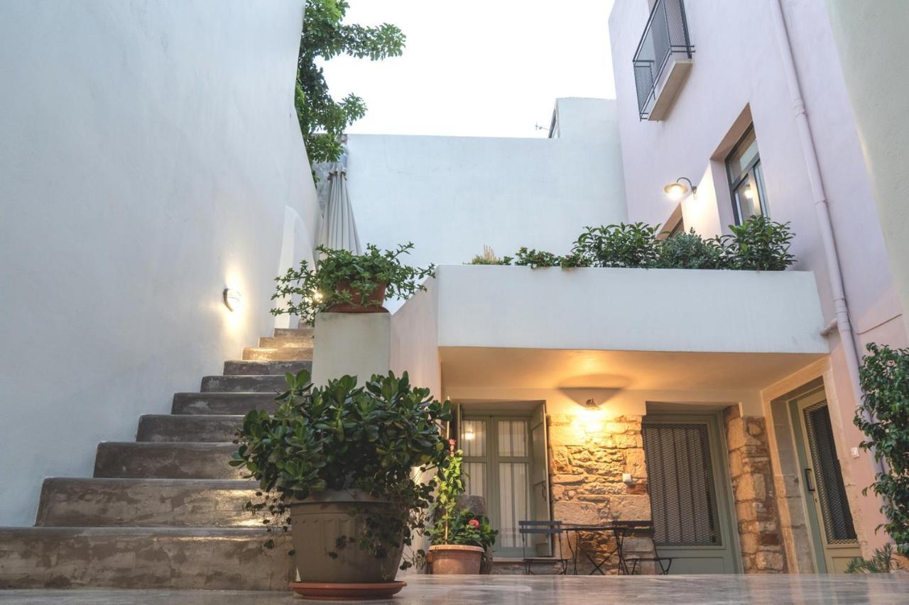 شقة Quattro Domus 4-Historical Townhouse كاندية المظهر الخارجي الصورة